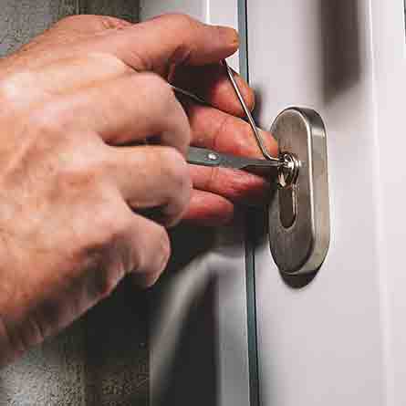 Locksmith in Federal Heights